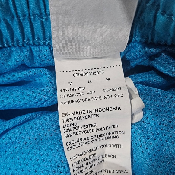 Nike Shorts Boys Medium Blue Yellow Swim Trunks Board Shorts Logo Swoosh - Picture 7 of 8